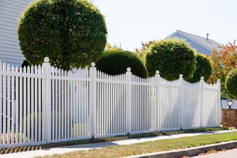 Vinyl Fence Replacement in Kansas City, MO