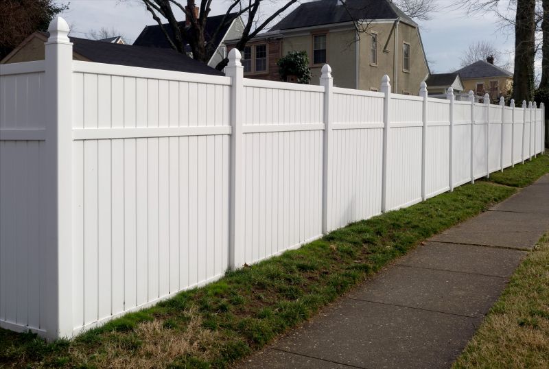 White Pvc Fence Installation in St Louis, MO
